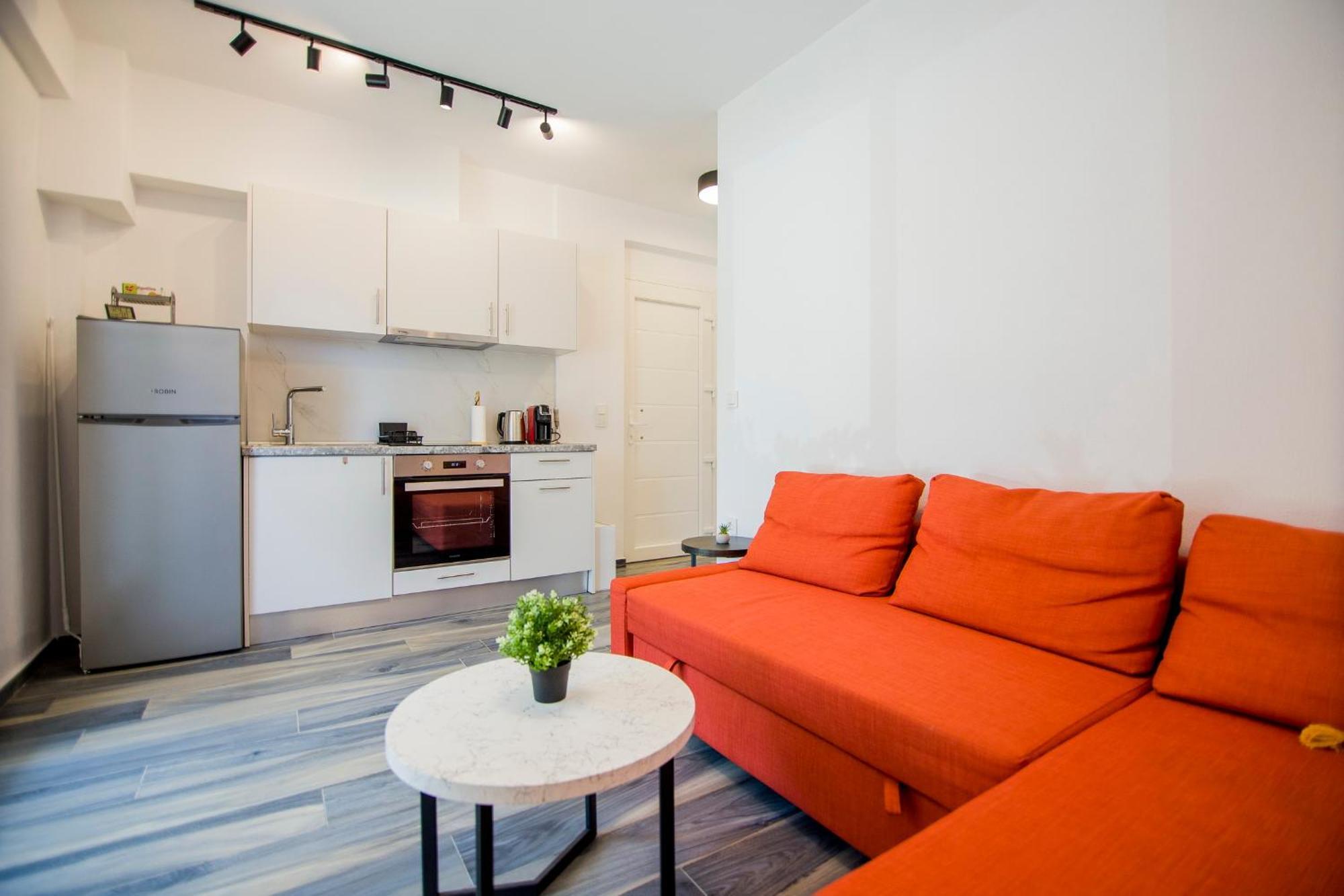 Sophie - New Cozy Place With A Garden Ofrinion